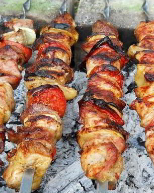 Шашлык из свинины классический с лимоном