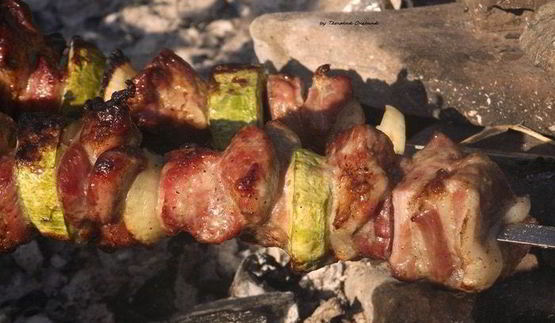 шашлык из свинины с водкой