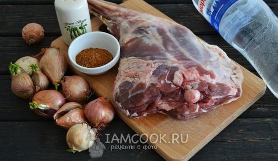 шашлык в духовке в банке на шпажках