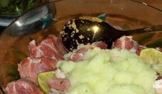 шашлык в гранатовом соусе