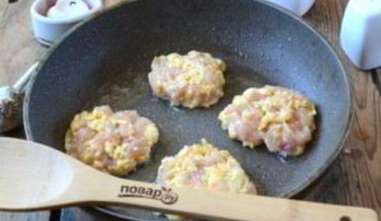 рубленые шницели из курицы с сыром