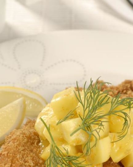 Рецепт свиного шницеля с яблочным соусом