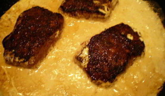 перечный раундрамб-стейк с грилованными овощами