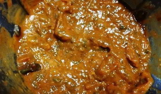 стейк из говядины с лапшой из кабачка