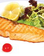 Стейк из лосося на сковороде