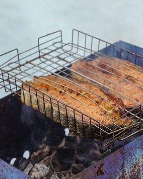 Стейк из семги на решетке