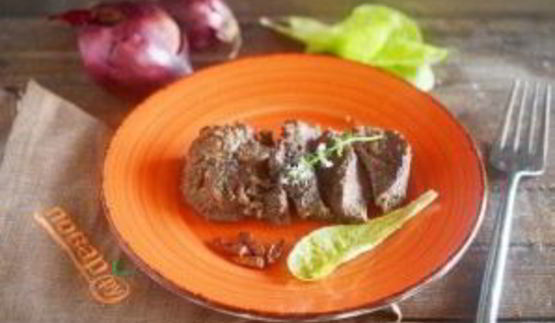 стейки с соусом адобо