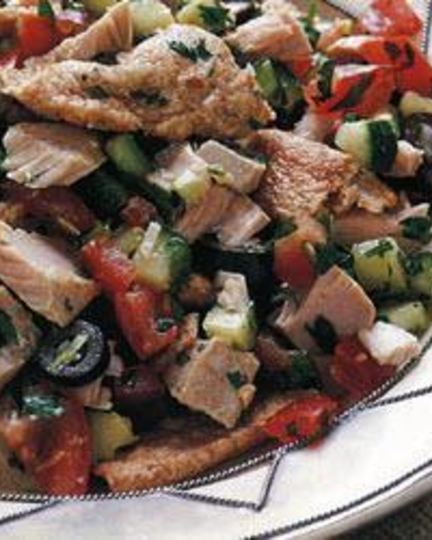 Рецепт тунисского фатуша со стейком из тунца