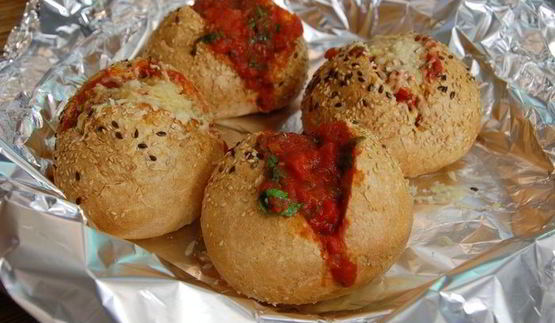 булочки с тефтелями