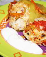 Фаршированные перцы и тефтели со свининой, курицей и кабачком