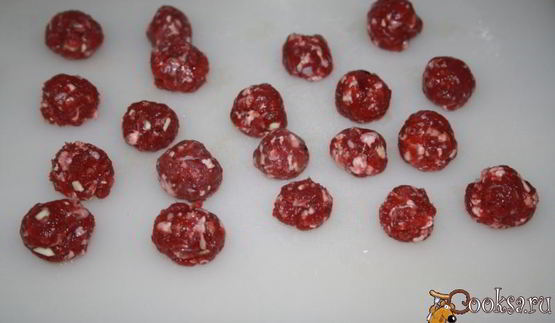 фунчоза с говяжьими тефтельками и овощами