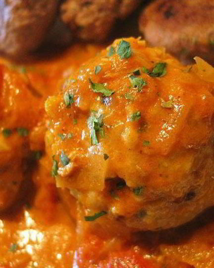 Рецепт куриных тефтелей под соусом карри