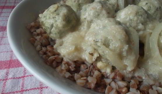 куриные тефтели со шпинатом и творогом