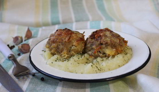 свиные тефтели в сливочном соусе