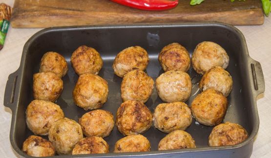 тефтели без риса с подливкой в духовке