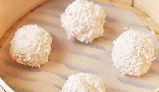 тефтели ежики из куриного филе в пароварке