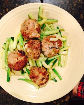 Тефтели с фетой и оливками