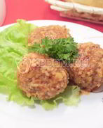 Тефтели в мультиварке с протертыми помидорами