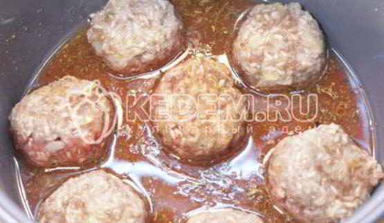 тефтели в мультиварке с протертыми помидорами