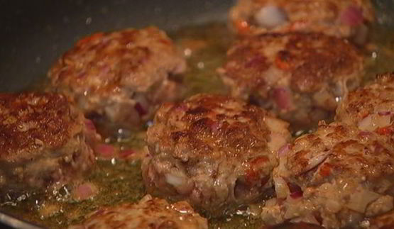 тефтельки из ягнятины с инжиром и луком-шалотом