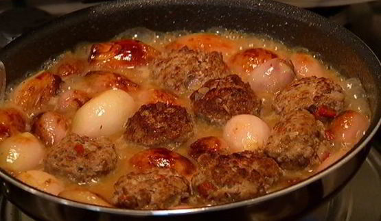 тефтельки из ягнятины с инжиром и луком-шалотом