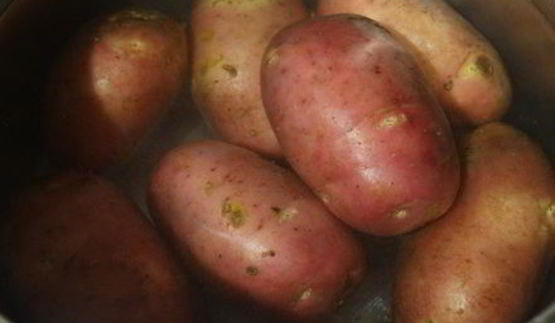 ленивые вареники из картошки со шкварками