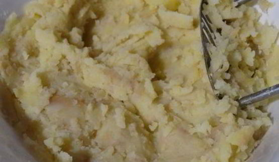 ленивые вареники из картошки со шкварками