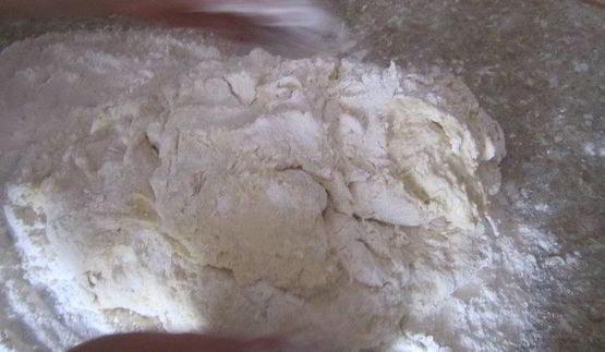 паровые вареники с вишней и клубникой