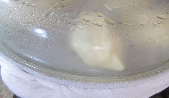 паровые вареники с вишней и клубникой