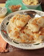 Вареники из заварного теста с картошкой и грибами