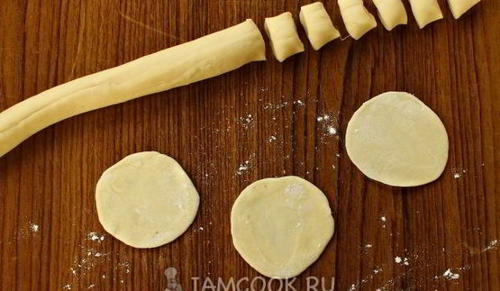 вареники с картошкой и лесными грибами