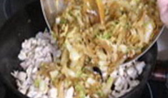 вареники с курицей и капустой