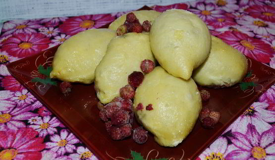 вареники с лесными ягодами