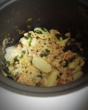 Жаркое из картофеля с грибами и фаршем