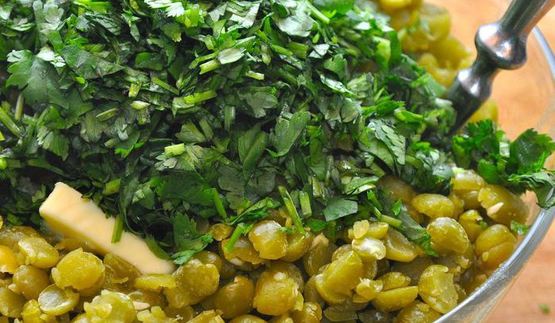 жаркое из копченой свинины с горохом