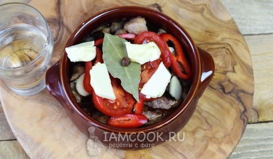 жаркое по-домашнему в горшочках