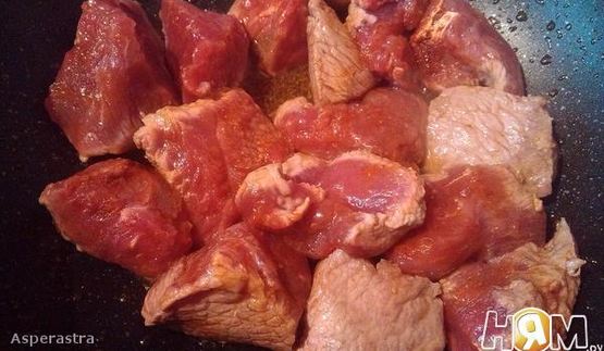 жаркое психанула в медленноварке