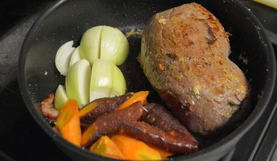 жаркое с горчицей и кленовым сиропом в медленноварке