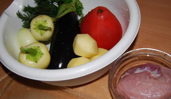 жаркое в горшочке краски лета