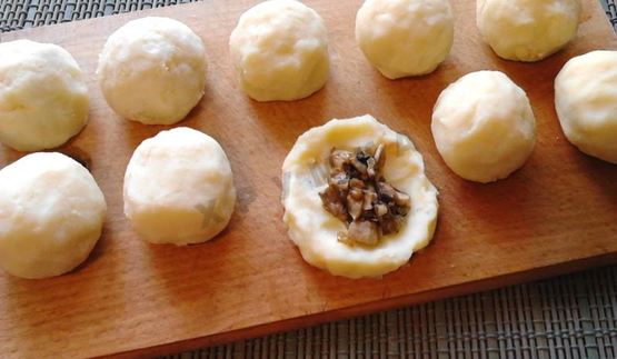 картофельные зразы в духовке с грибами