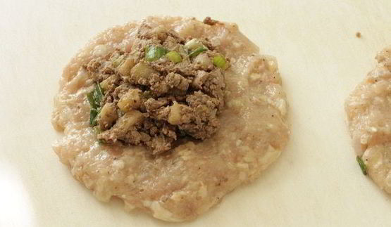 куриные зразы с печенью и яблоками