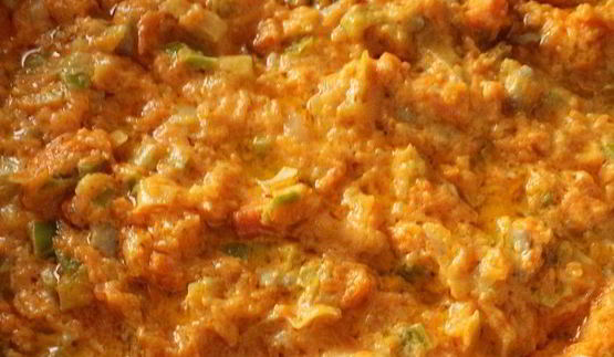 куриные зразы с тыквой, грибами и соусом