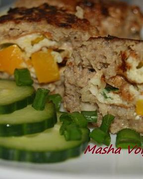 Мясные зразы с яичным блинчиком