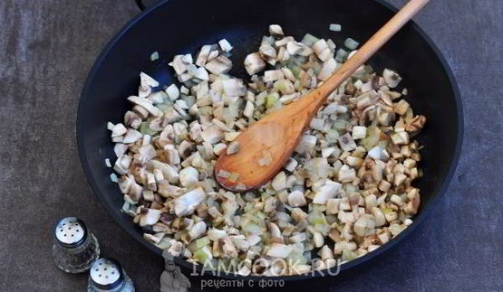 постные картофельные зразы с грибами