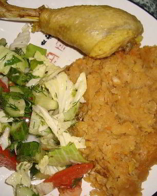 Гороховая каша с мускатным орехом и соевым соусом