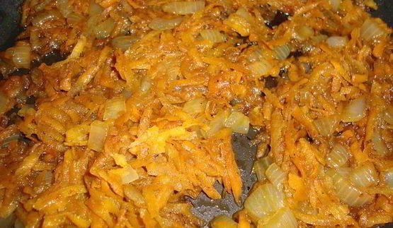 гороховая каша с мускатным орехом и соевым соусом