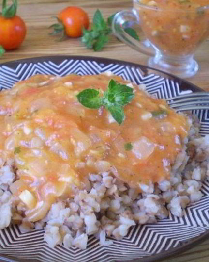 Рецепт гречки под соусом