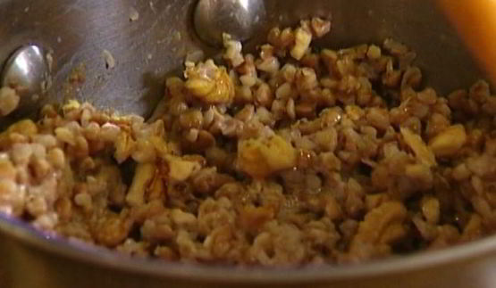 гречка с черносливом и грецкими орехами