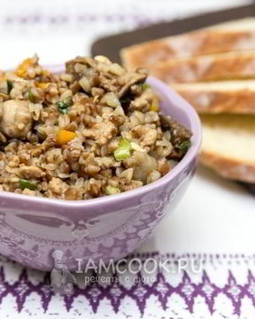 Гречка с фаршем и грибами