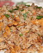 Гречка с лисичками и луком